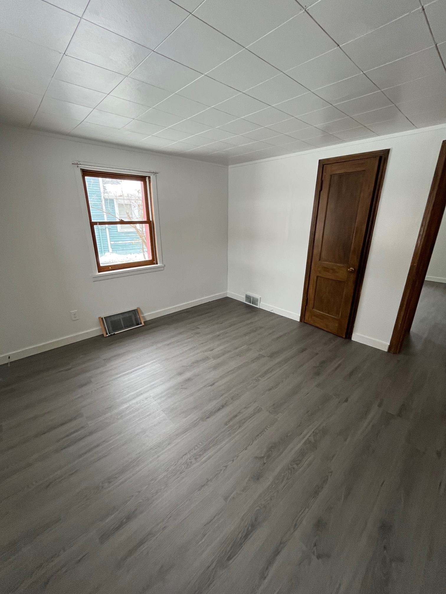 Building Photo - 417 N 3rd St