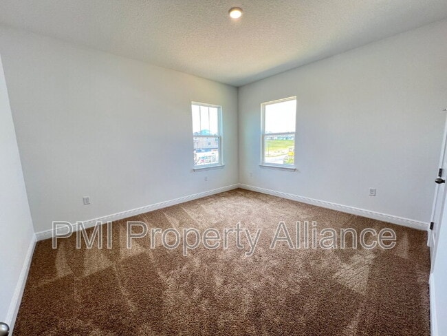 Building Photo - 2180 Axel St