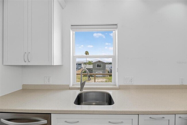 Building Photo - 775 182nd Ave E