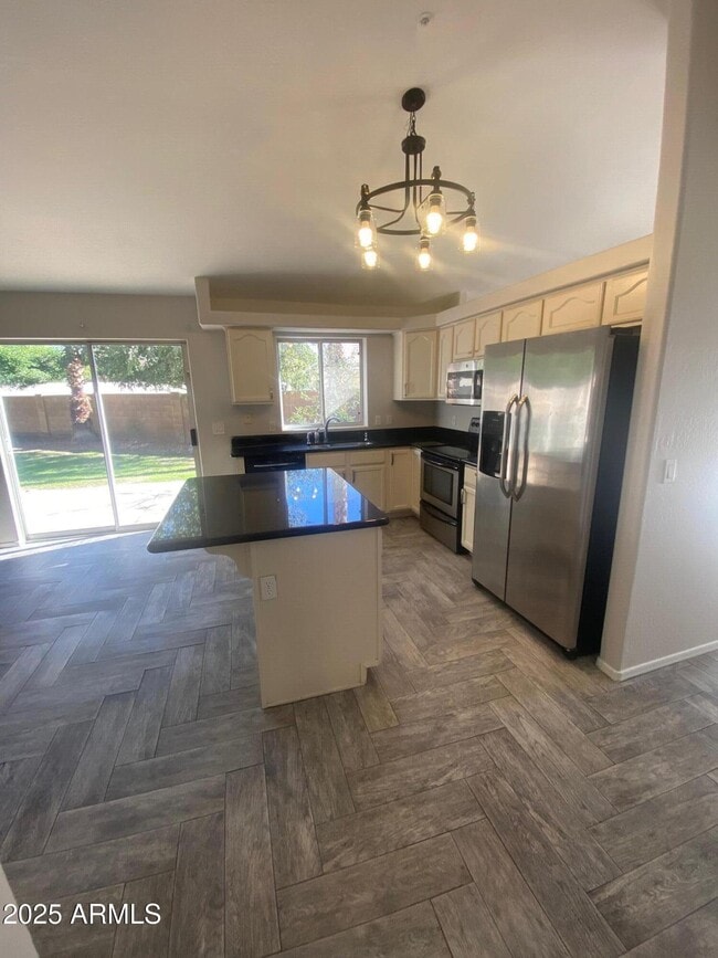 Building Photo - 9484 E Hillery Way