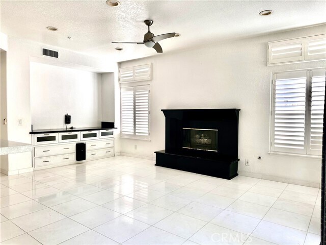 Building Photo - 1000 Calle Allegre