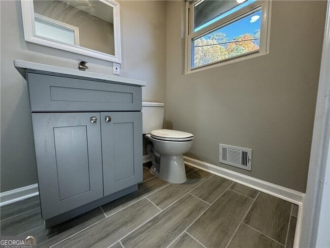 Building Photo - 3489 Creighton Rd SW