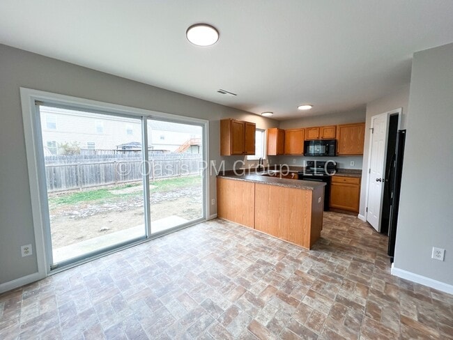 Building Photo - 4258 Buck Creek Dr