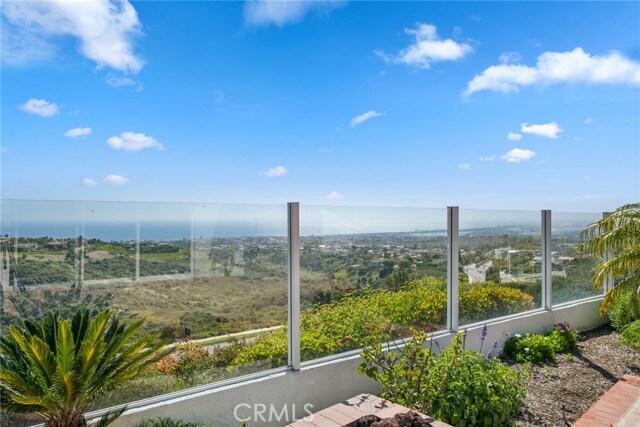 Building Photo - 35 Montecito Dr