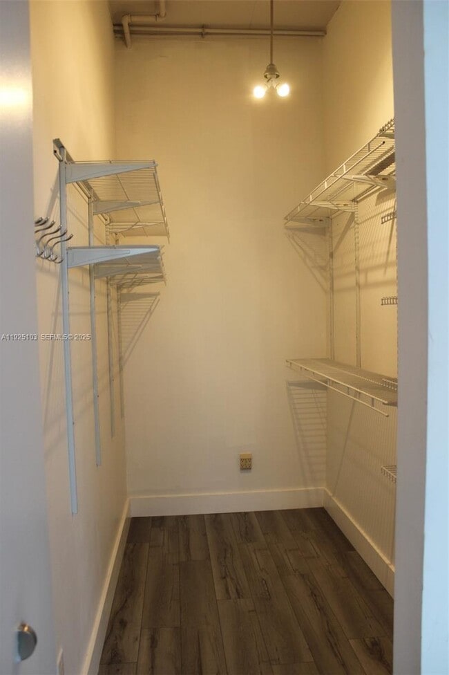 Building Photo - 3029 NE 188th St