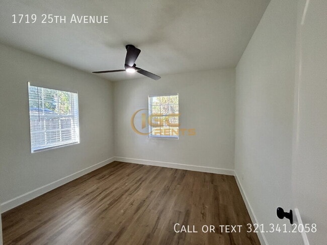 Building Photo - 1719 25th Ave
