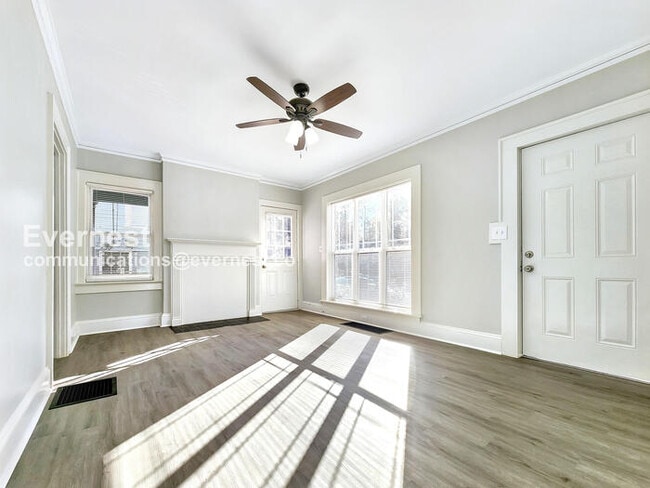 Building Photo - 1711 Westhaven Dr SW