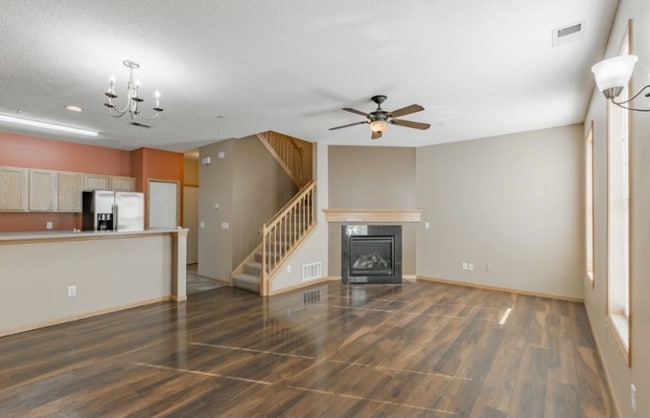Building Photo - 1244 Chateau Ave
