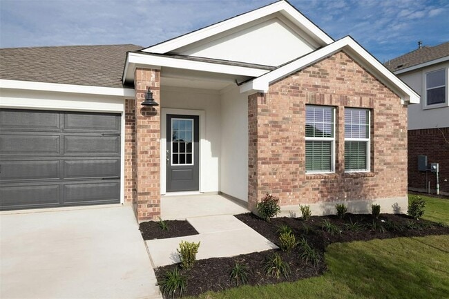 Primary Photo - 1804 Boggy Crk Rnch Rd