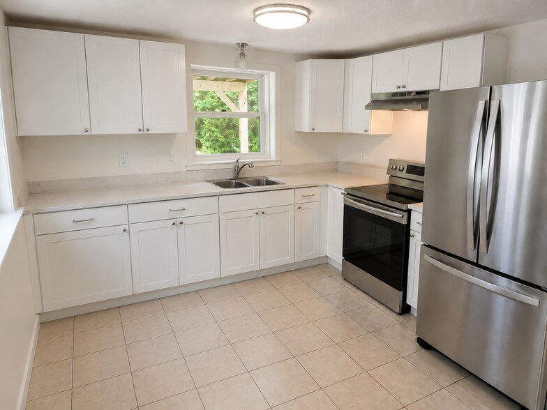 Building Photo - 166 Mercier Dr