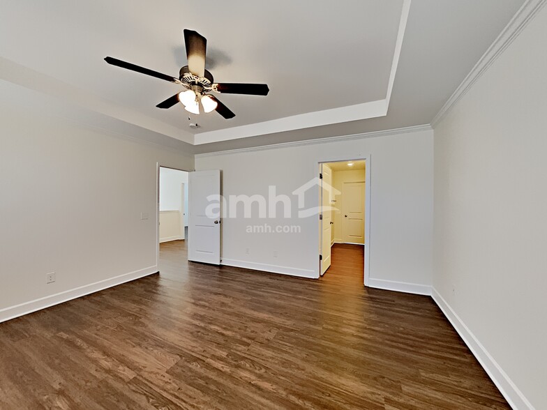 Building Photo - 4937 Chutney Dr