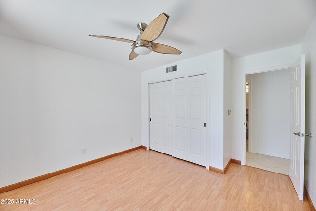 Building Photo - 5336 N 25th St