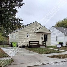 Building Photo - 2123 E 26th Ave