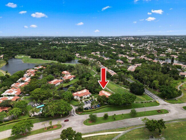Building Photo - 21669 Tall Palm Cir