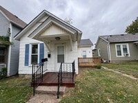 Building Photo - 1 bedroom 1 bath home in Rock Island