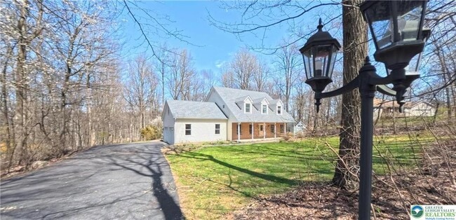 Building Photo - 5709 Fox Ln