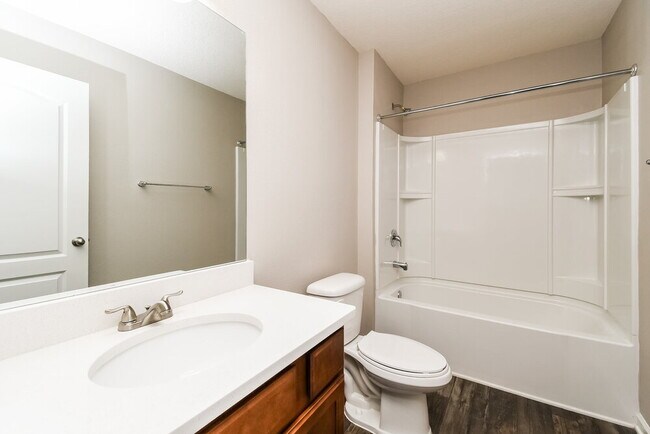 Building Photo - 3442 Canyon Falls Dr