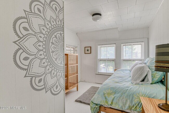 Building Photo - 13 Pilgrim Pathway