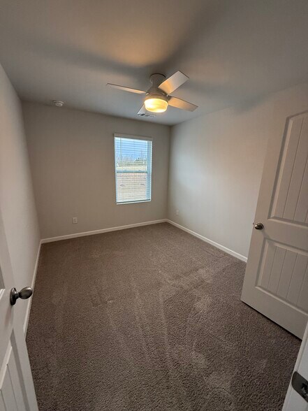 Building Photo - 172 Dale Mires Ln