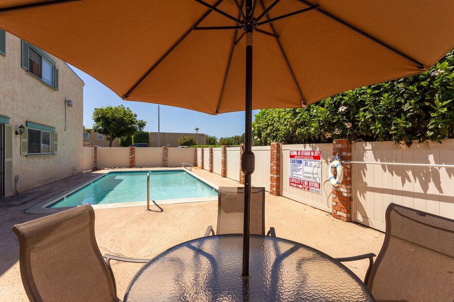 Interior Photo - San Remo Court