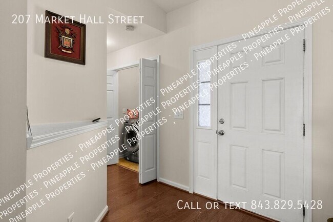 Building Photo - 207 Market Hall St