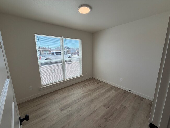Building Photo - 10311 Harvest Ln