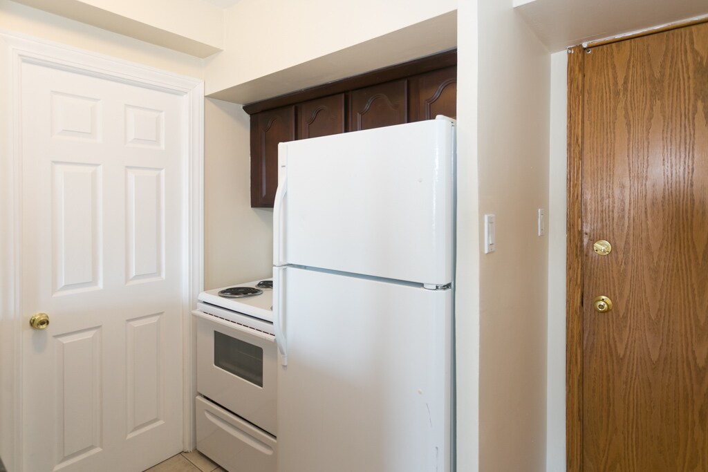 Building Photo - 4180 N Marine Dr