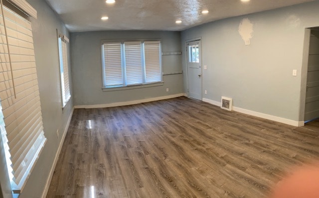 Family Room - 428 N 10th Ave