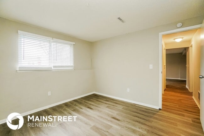 Building Photo - 2684 Glenbriar St