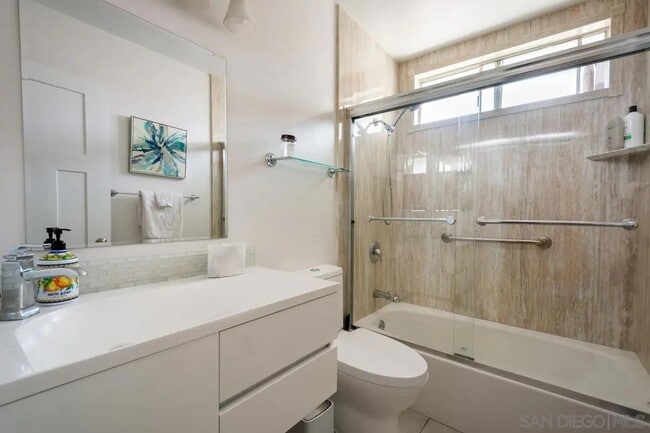 Building Photo - 4435 Summer Dr
