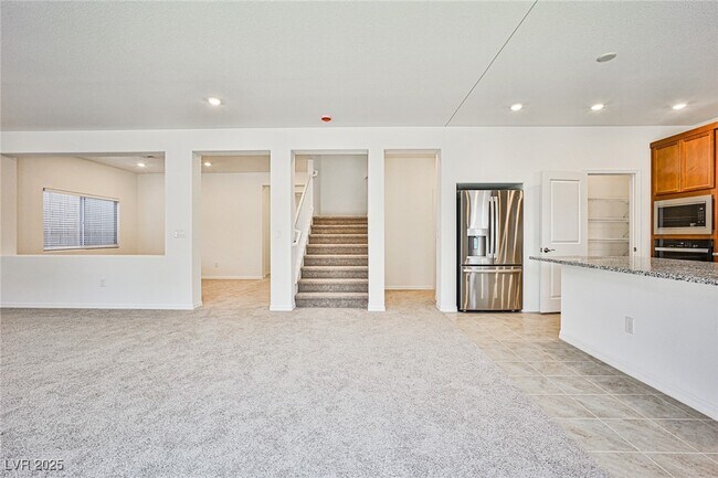 Building Photo - 7523 Castlegreen Ave