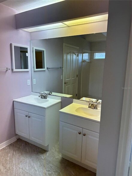 Building Photo - 1435 NW 100th Terrace