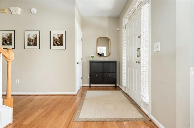Building Photo - 4735 Longcourt Dr