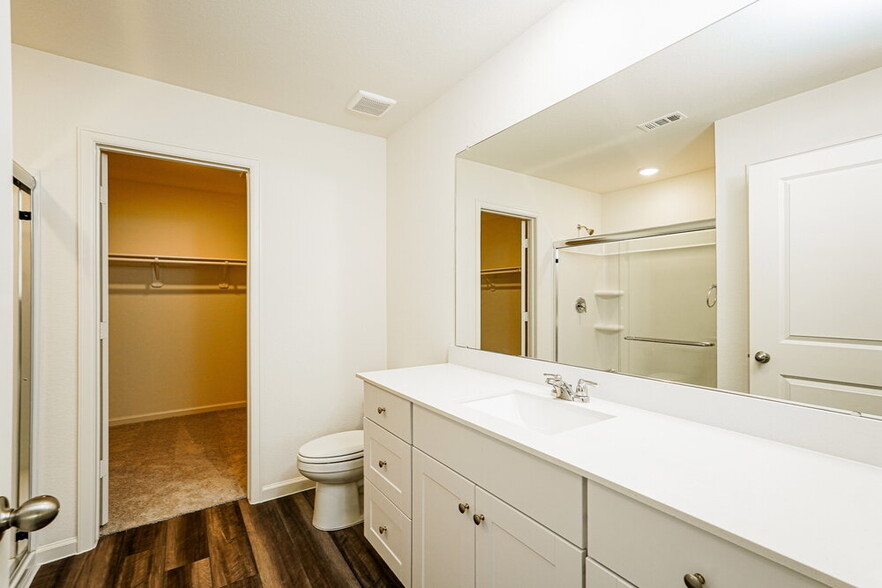 Building Photo - 15295 Abella Dr