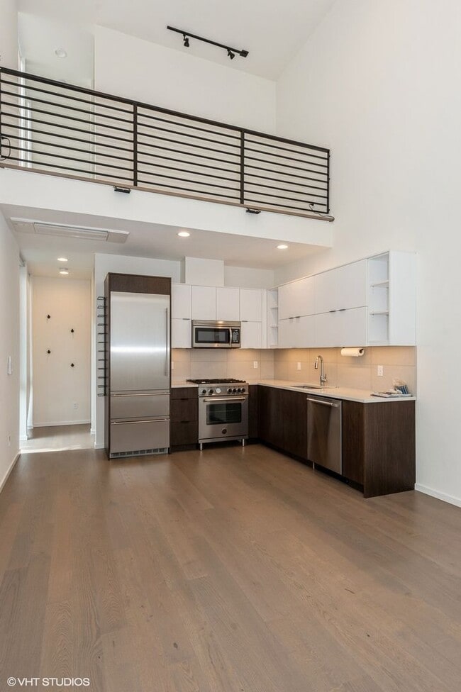 Building Photo - Beautiful Modern Capitol Hill Townhome