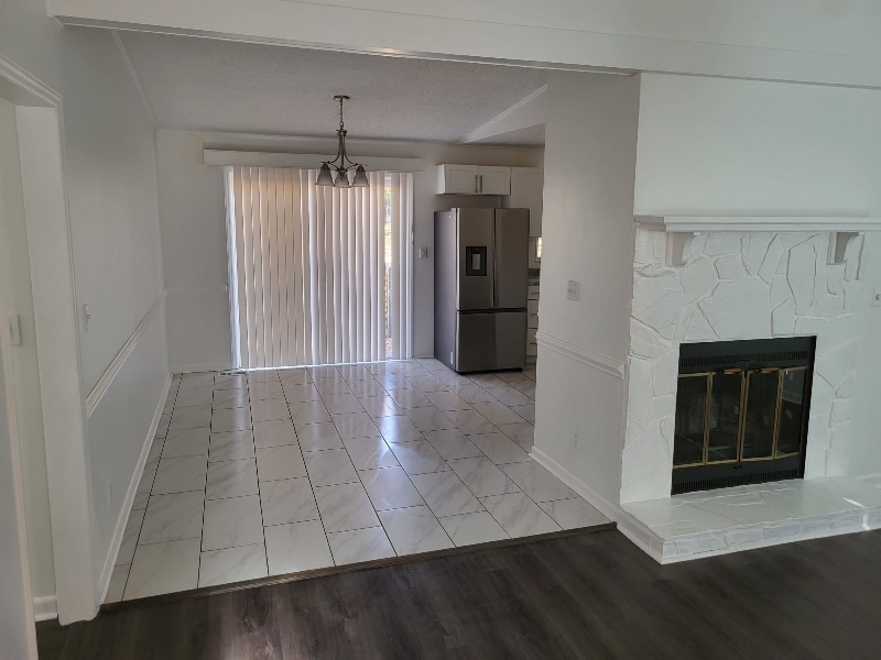 Building Photo - 3936 Trescott Ct