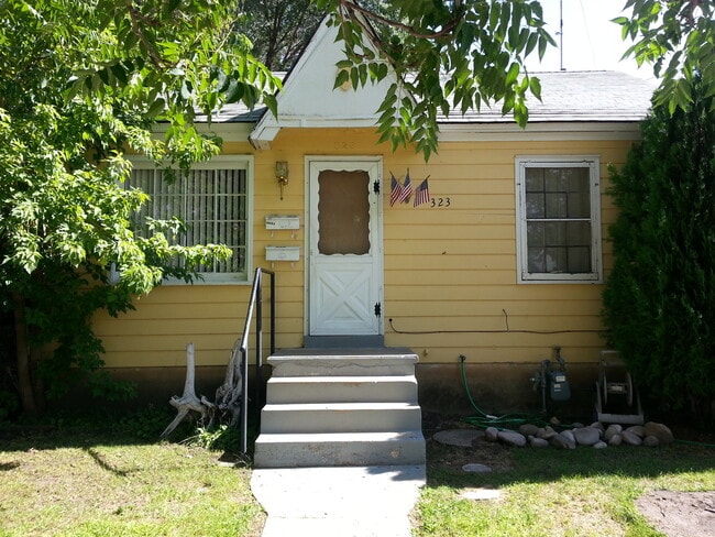 Primary Photo - 2 Bed 2 Bath Home in Ogden