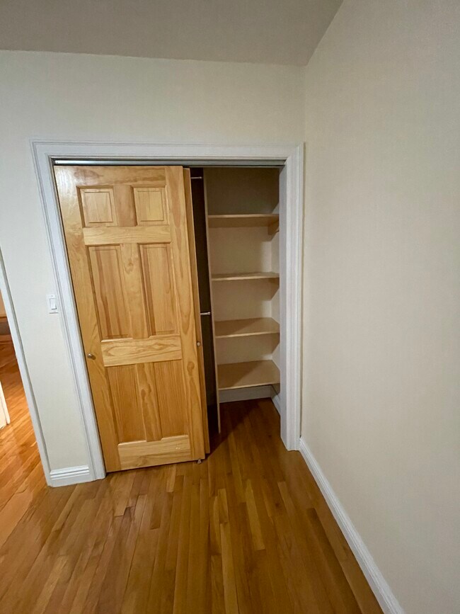 Building Photo - 220 Central Ave