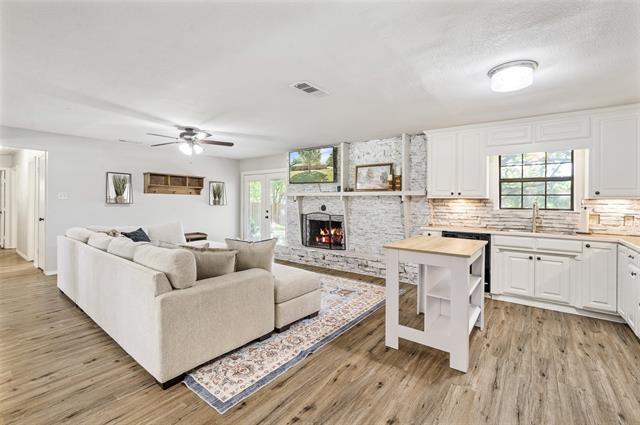 Building Photo - 615 Stonecrest Rd