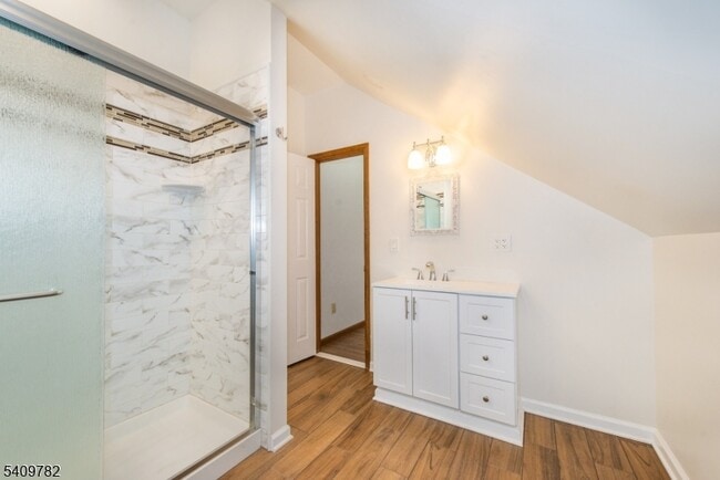 Building Photo - 21 Springfield Ave