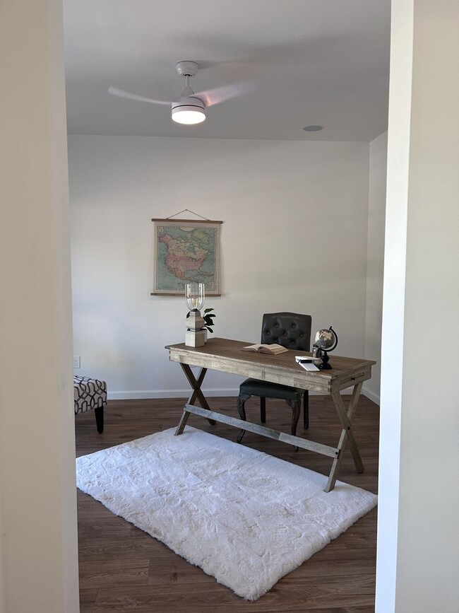 Building Photo - $3295 - 3BR - MOST GORGEOUS HOME IN BRENTWOOD