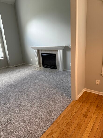 Building Photo - 733 Fir St