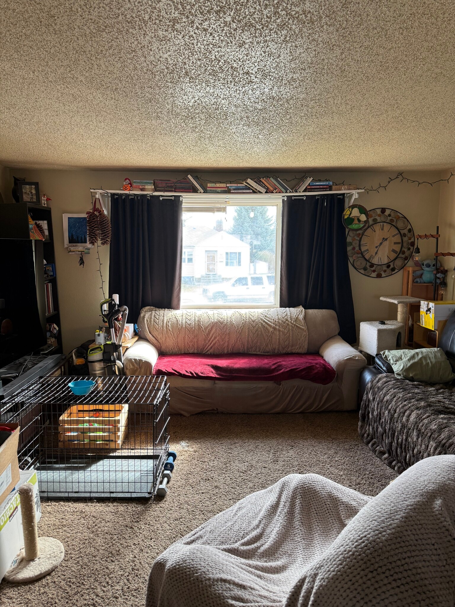 Building Photo - 2223 E Joseph Ave