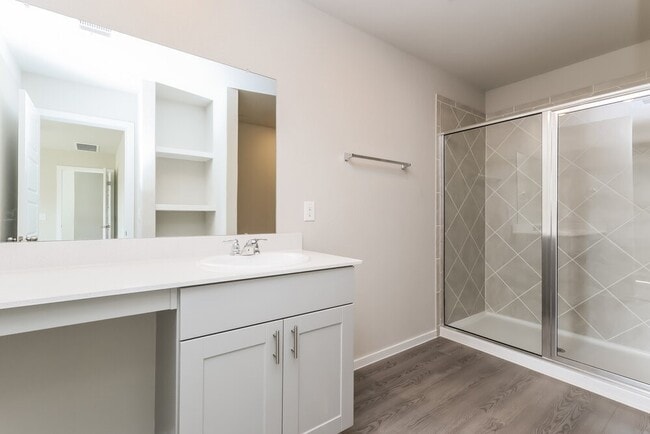 Building Photo - 540 Dalloway St