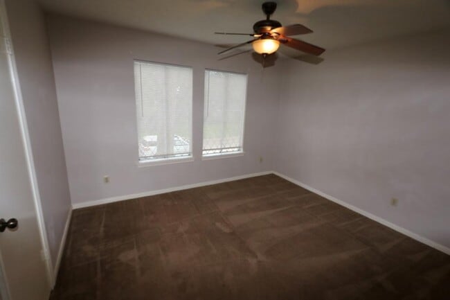 Building Photo - 6907 Dartford Ct