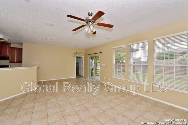 Building Photo - 1215 Sun Island