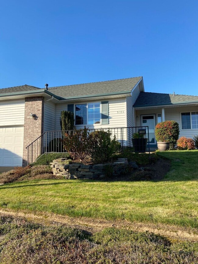 Primary Photo - GPC-Monterey Duplex