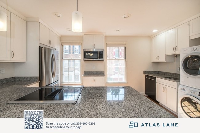 Building Photo - 2527 Queen Annes Ln NW
