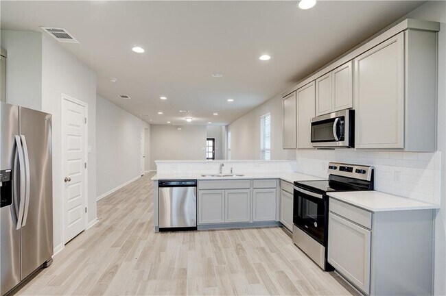 Building Photo - 309 Unforgiven Ln