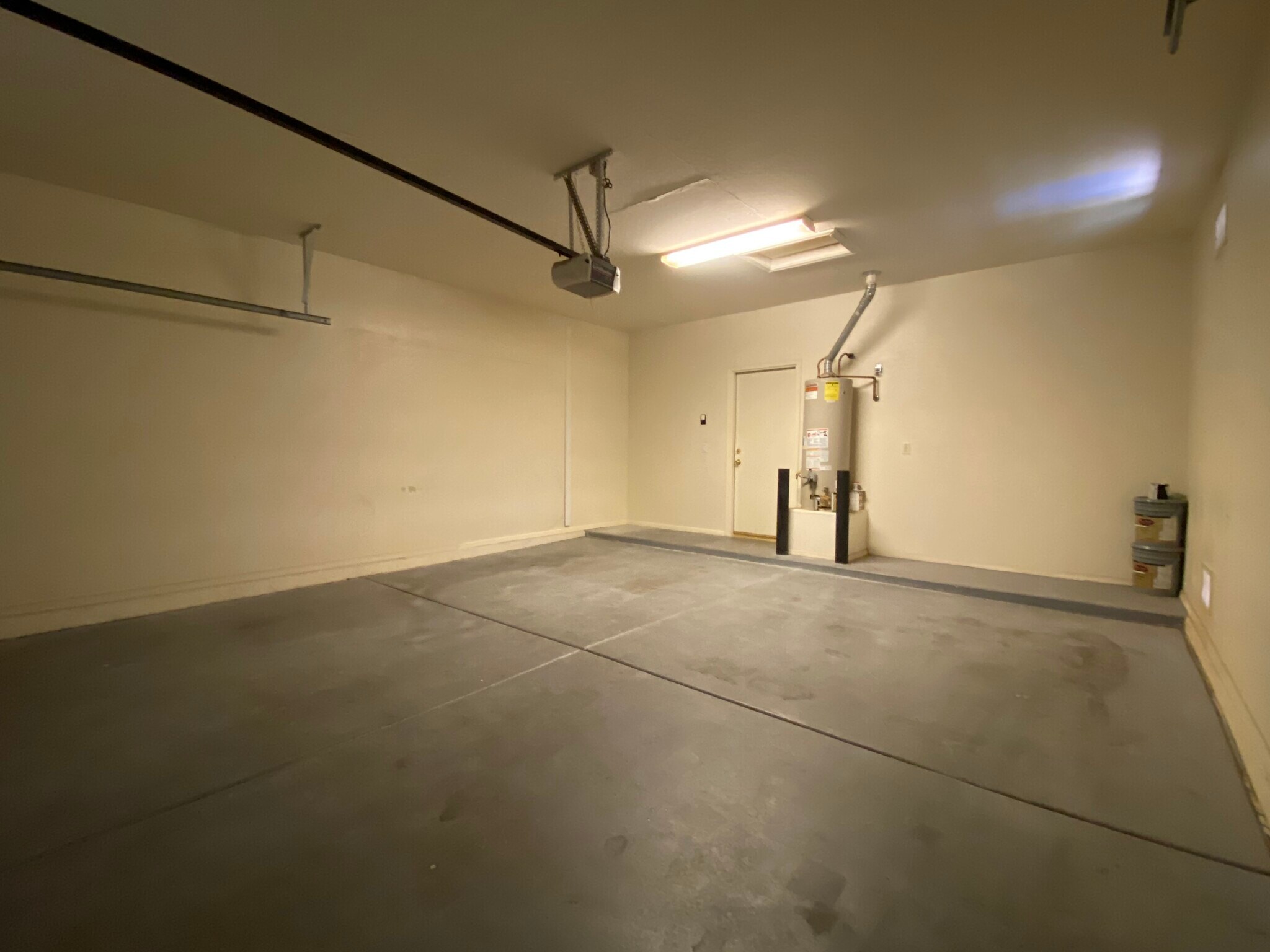 Building Photo - 3265 E Hampton Ln